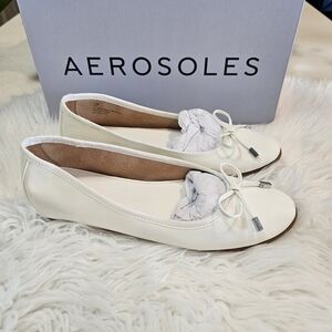 Aerosoles Women's White Ballet Flats